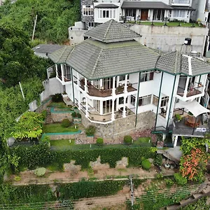 36 Bed & Breakfast Kandy